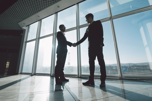 Facility Manager vs. Property Manager: How To Know Which One Is Ideal for Your Business